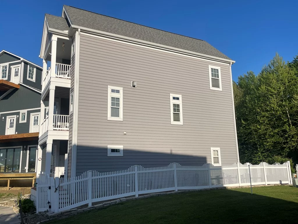Property Image 100