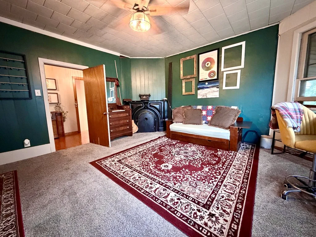 Property Image 36