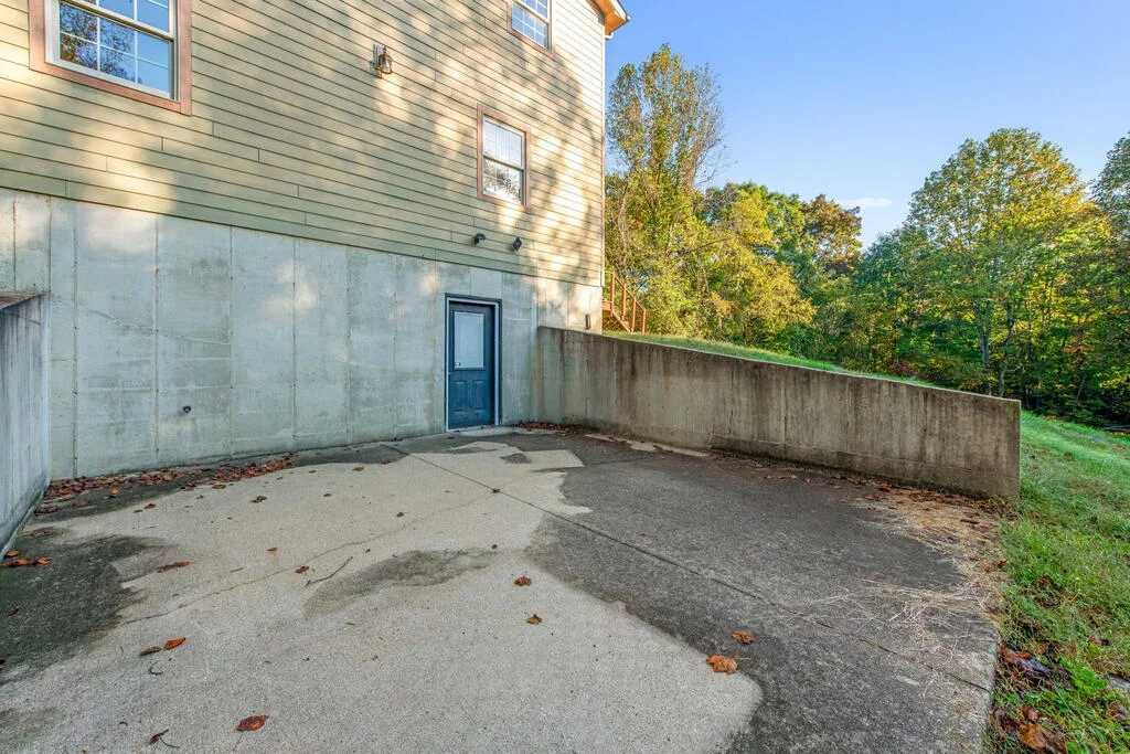 Property Image 80