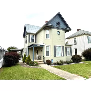 106 Church Street Frankfort OH 45628 Residential