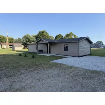 13225 St. Rt. 220 Waverly OH 45690 Residential