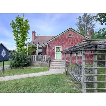 15 Westlawn Avenue Jackson OH 45640 Residential