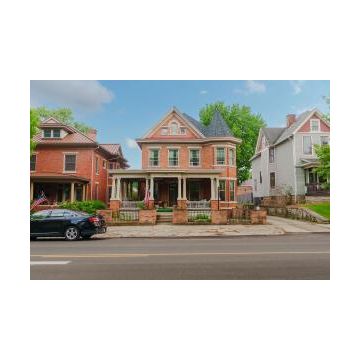 176 W Water Street, Chillicothe