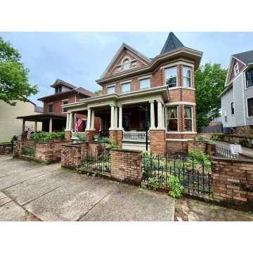 176 W Water Street Chillicothe OH 45601 Residential