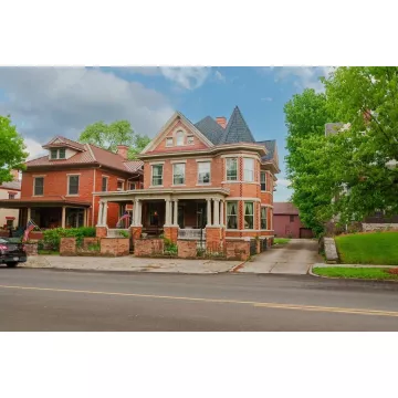 176 W Water Street Chillicothe OH 45601 Residential