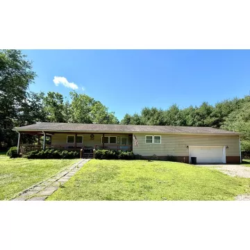 19244 St. Rt. 327 Wellston OH 45692 Residential