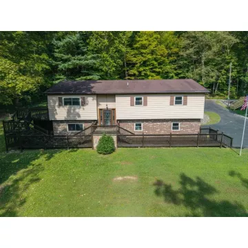 195 Lake Road Waverly OH 45690 Residential