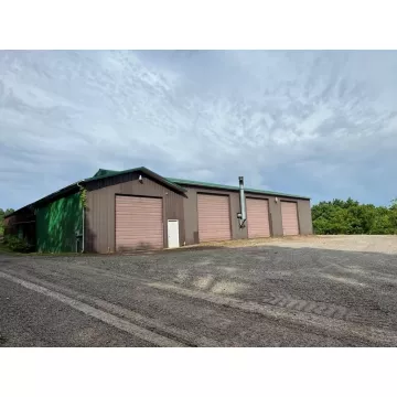 2237 St. Rt. 220 W Waverly OH 45690 Real Estate Only