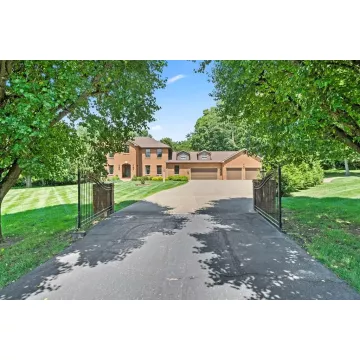 225 Falcon Drive Chillicothe OH 45601 Residential