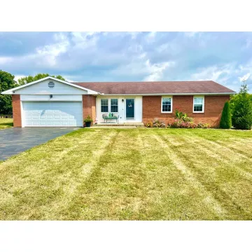 2610 Old Springfield Road New Holland OH 43145 Residential