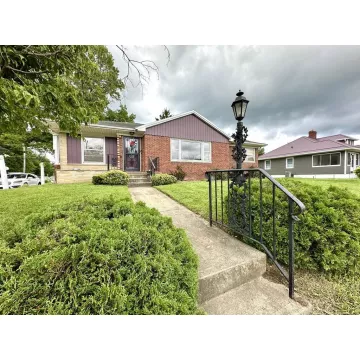 306 W Main  Street Bainbridge OH 45612 Residential