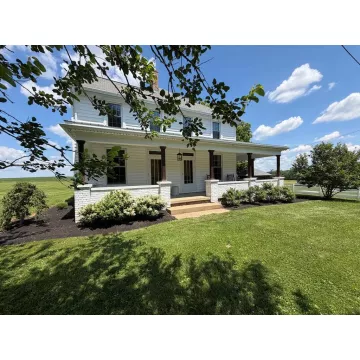 3289 St. Rt. 180 Kingston OH 45644 Residential