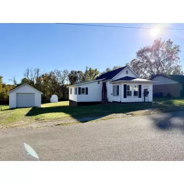 371 Triumph Street Jackson OH 45640 Residential