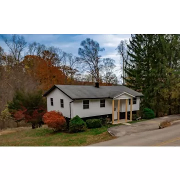 403 Virginia Lane Waverly OH 45690 Residential