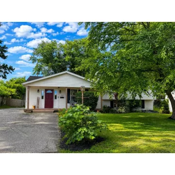 403 W South McArthur OH 45651 Residential