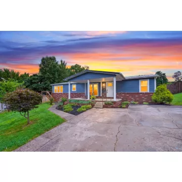 427 Davis Avenue Oak Hill OH 45656 Residential