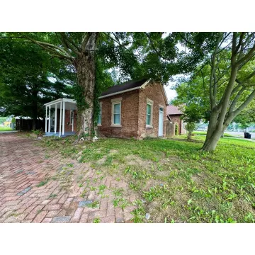 481 E Water Street Chillicothe OH 45601 Residential