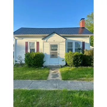 53 W High  Street Frankfort OH 45628 Residential