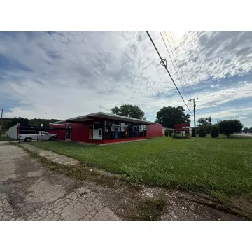 5449 Beaver Pike Beaver OH 45613 Real Estate Only