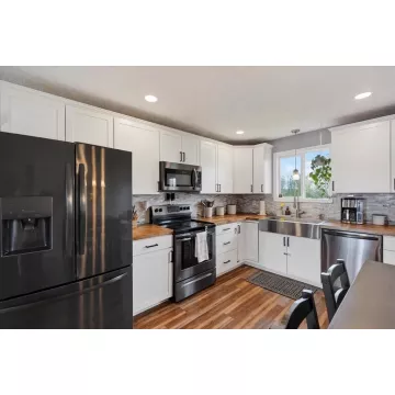 5879 B Farmers Road Martinsville OH 45146 Residential
