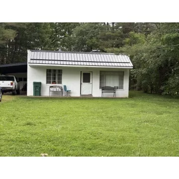 6730 McCoppin Mill Rd Hillsboro OH 45133 Residential