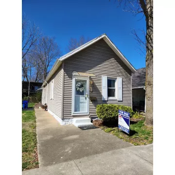 72 N Hickory St. Chillicothe OH 45601 Residential