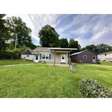 7424 St. Rt. 180 Kingston OH 45644 Residential