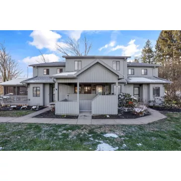 7735 Country Club Road Athens OH 45701 Residential