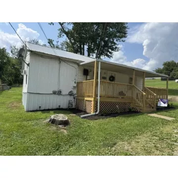 85 Earl St Hamden OH 45634 Residential