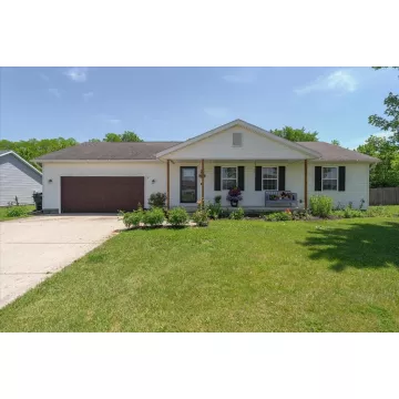 895 Riverbirch Washington Court House OH 43160 Residential