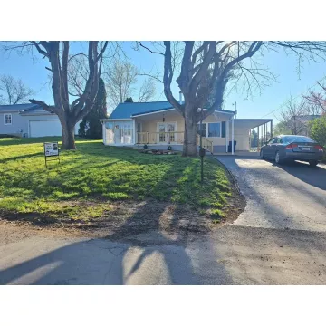 908 S Massachucetts Ave. Wellston OH 45692 Residential